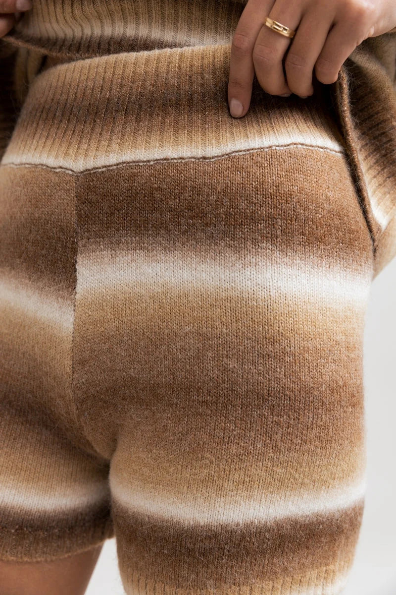 Yeni Stripe - Strickshorts Damen