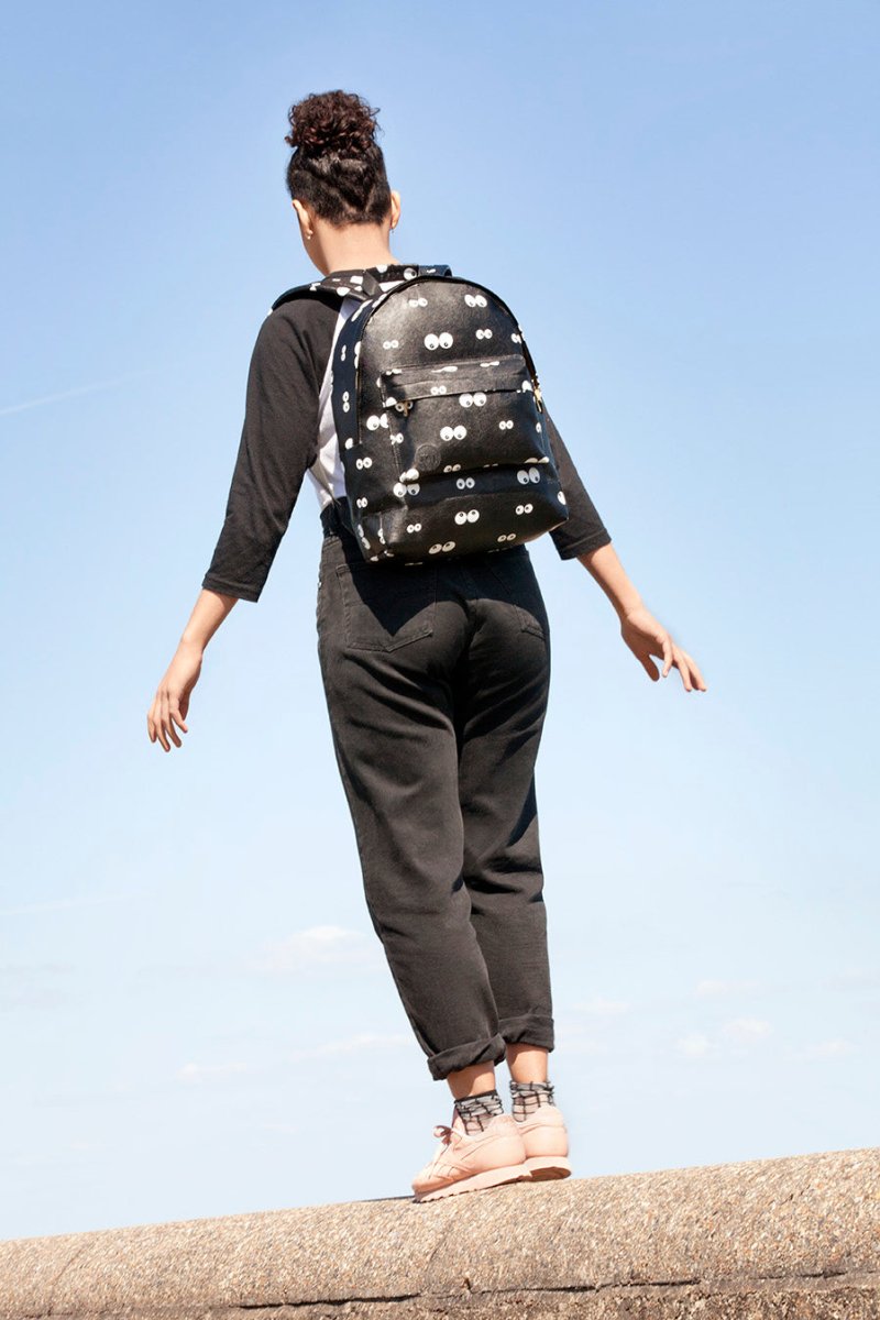 Dim: 300X150X410 Volume L: 17Sacs à DosMi - pac