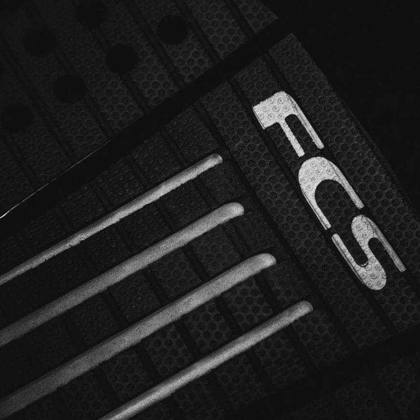 Julian Black/Charcoal - Pad de SurfPadsFcs