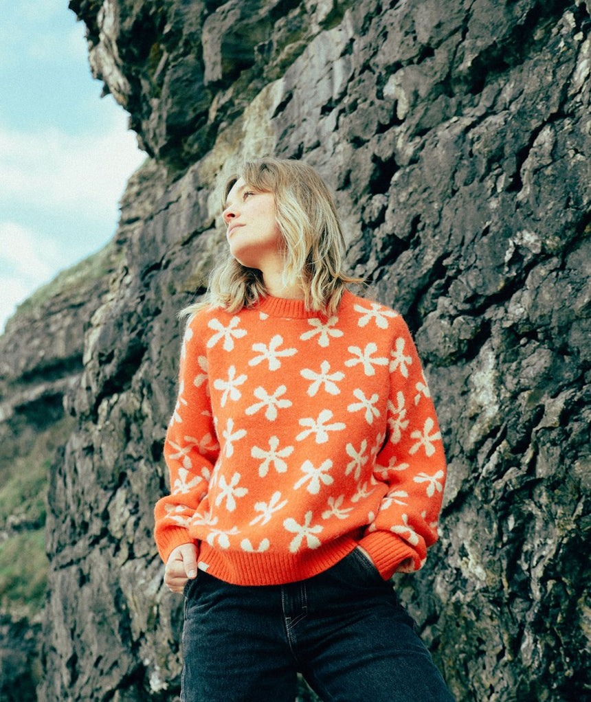 R2PANDORA Pulls FemmeSweatsOxbow