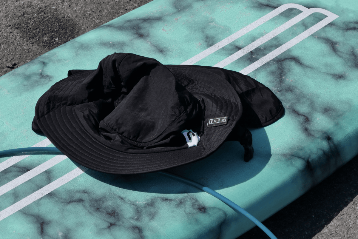 Chapeaux de Surf : Protection UV et Confort pour Vos Sessions - HawaiiSurf