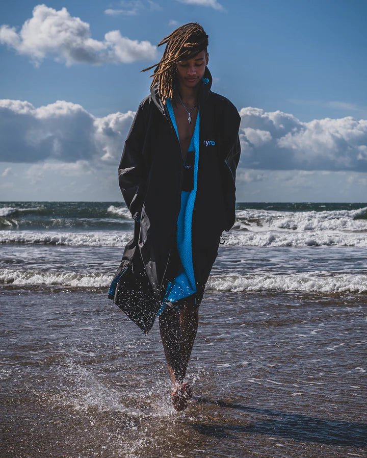 Advance - Poncho Impermeable Zippé Adulte Manches Longues Noir / BleuPonchosDryrobe