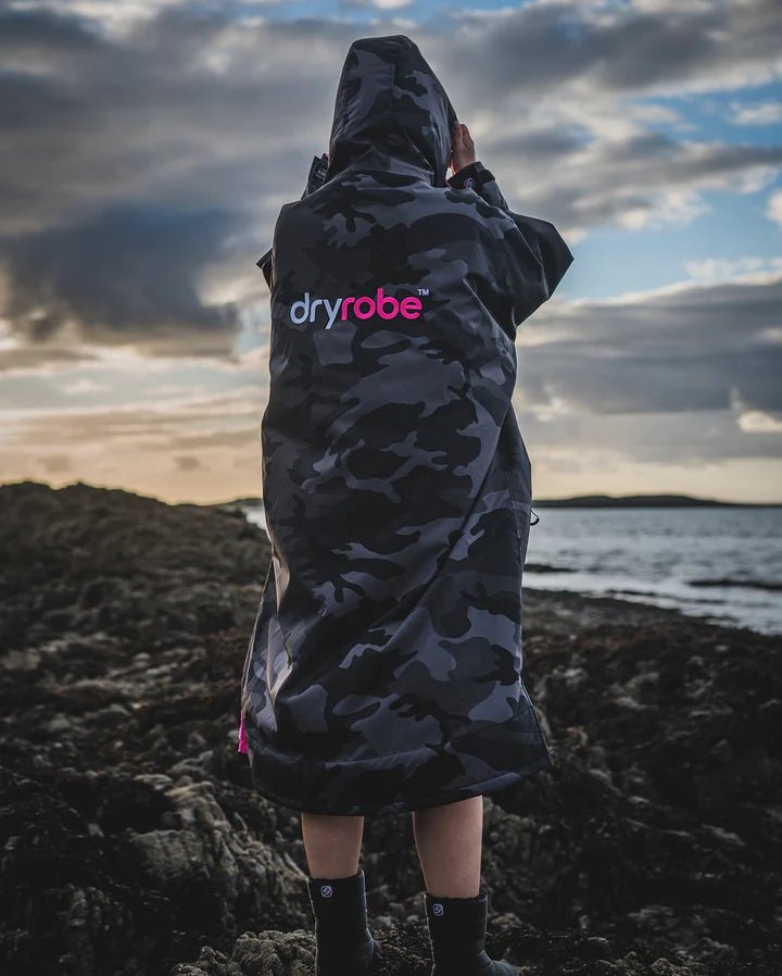 Advance - Poncho Impermeable Zippé Adulte ML Noir Camo / RosePonchosDryrobe